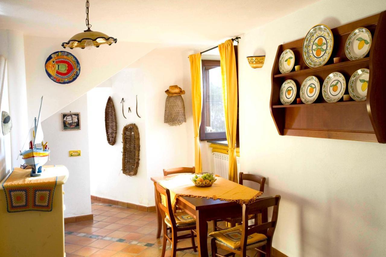Вилла La Casina Del Pennolo, Casa Stani 60 Mq. Конка-дей-Марини Экстерьер фото
